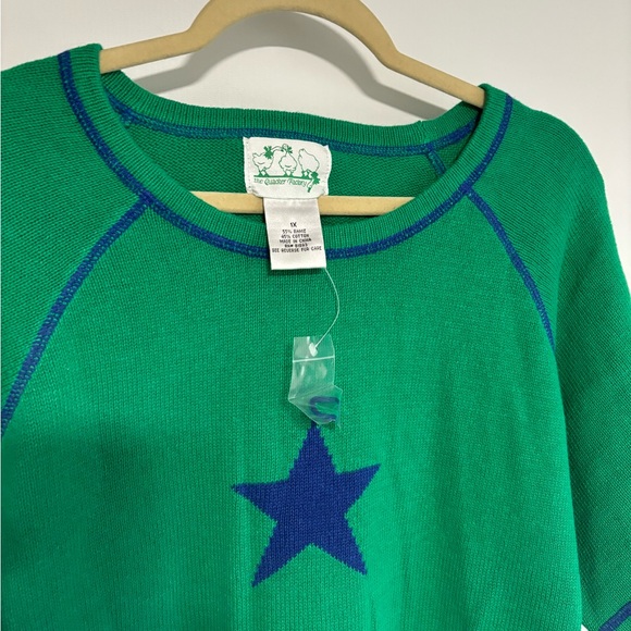 Quaker Factory short-sleeve green knit sweaterater with blue star - Picture 3 of 4